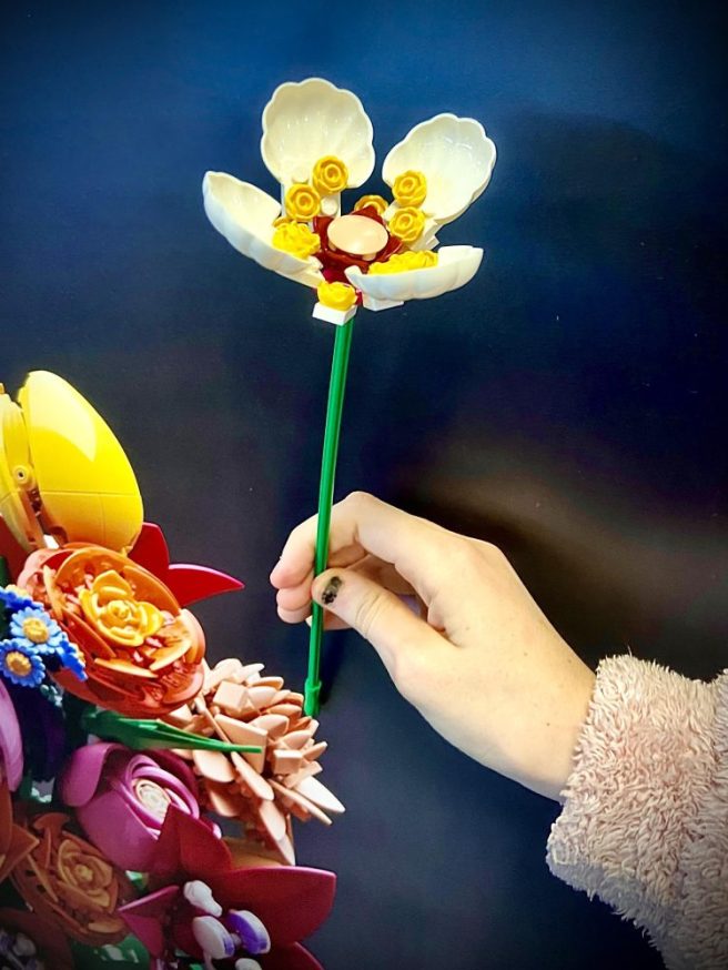 Picture of LEGO MOC of a flower